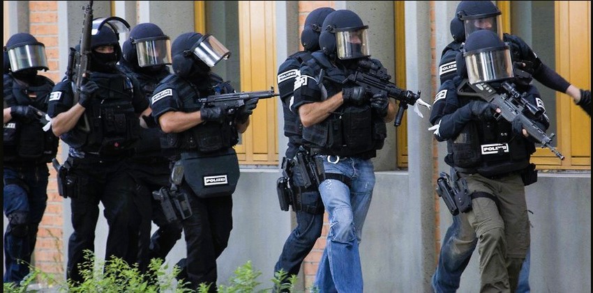 Zugriff! IS-Terrorist in Sachsen festgenommen! Spezialeinheit schaltet Gefährder aus!