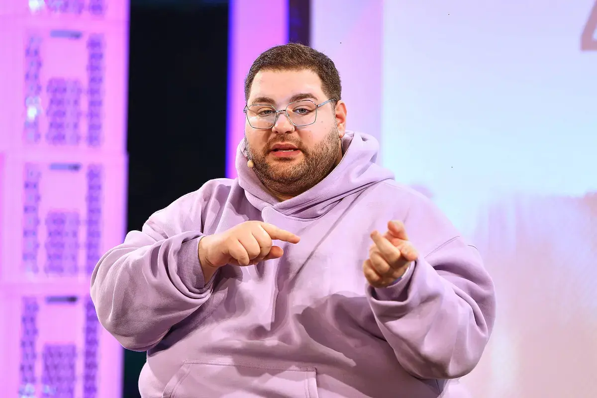 Hass-Flut gegen xSkincare: Tränen-Video schockiert – Fans stehen Leon bei