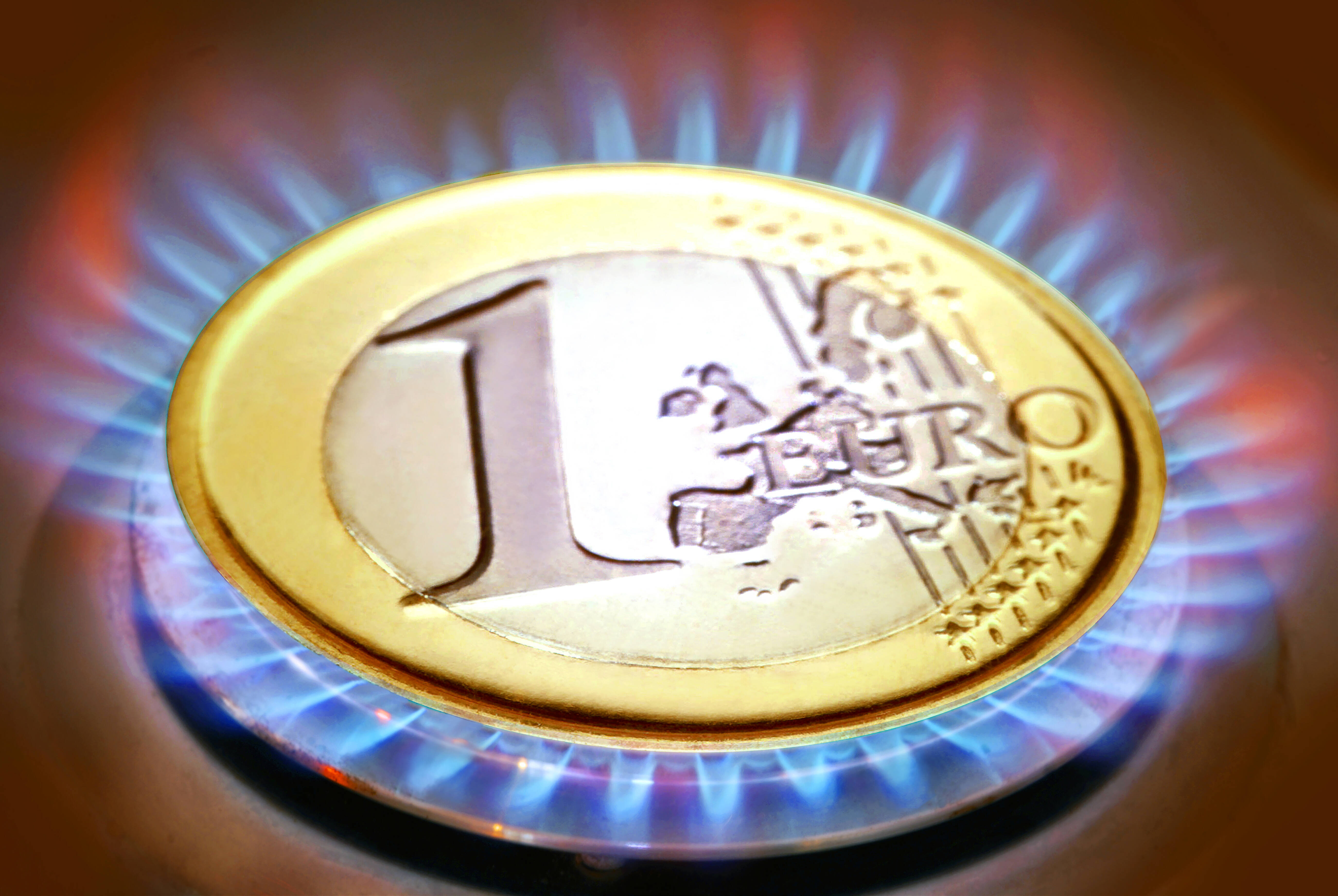 Bundesregierung zahlt Bundesbürgern Gasgeld im Dezember! - Wer bekommt wieviel überwiesen?