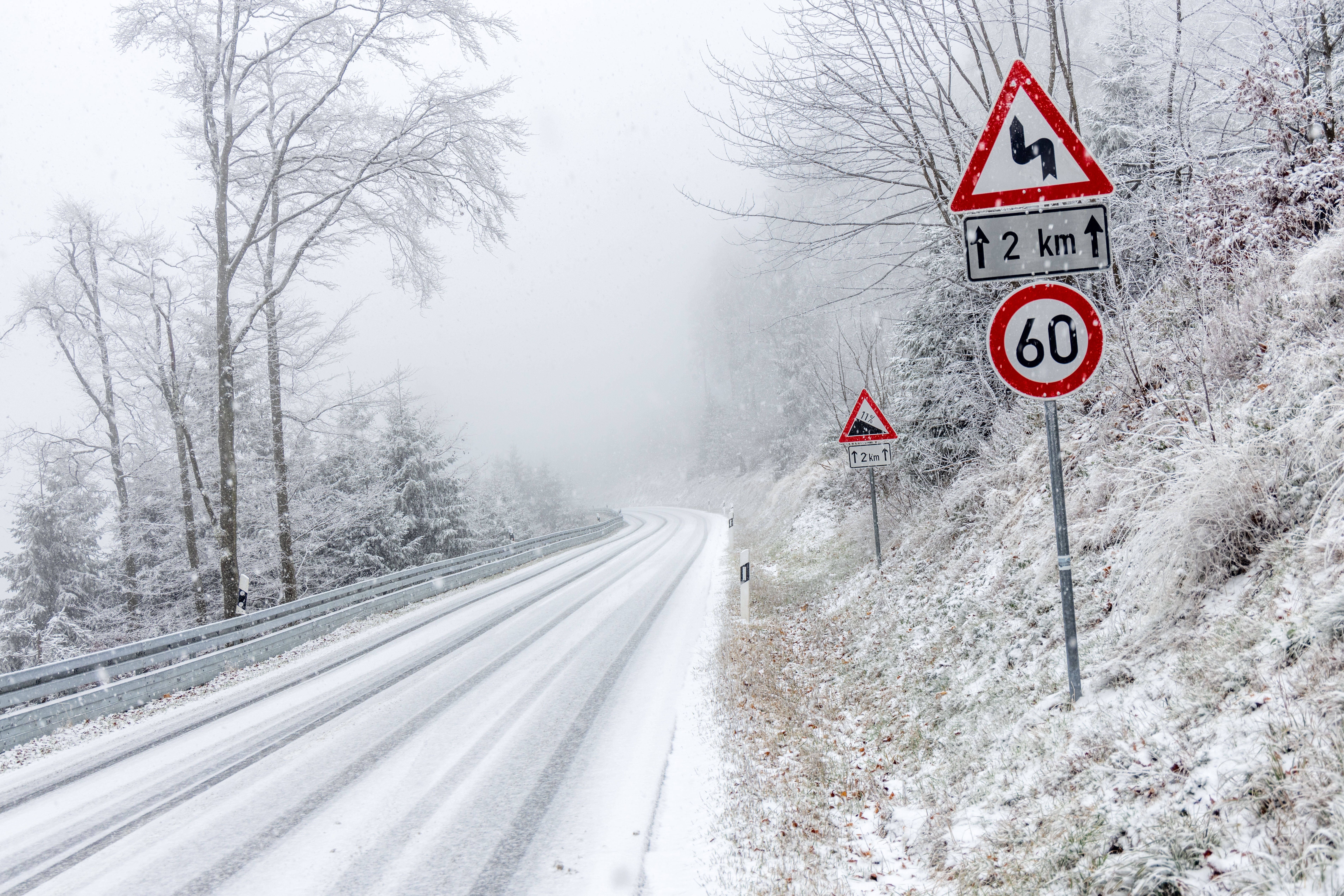Schnee und Eis-Warnung für Deutschland! Der Winter kehrt nach zurück! - In diesen Regionen ist Vorsicht geboten