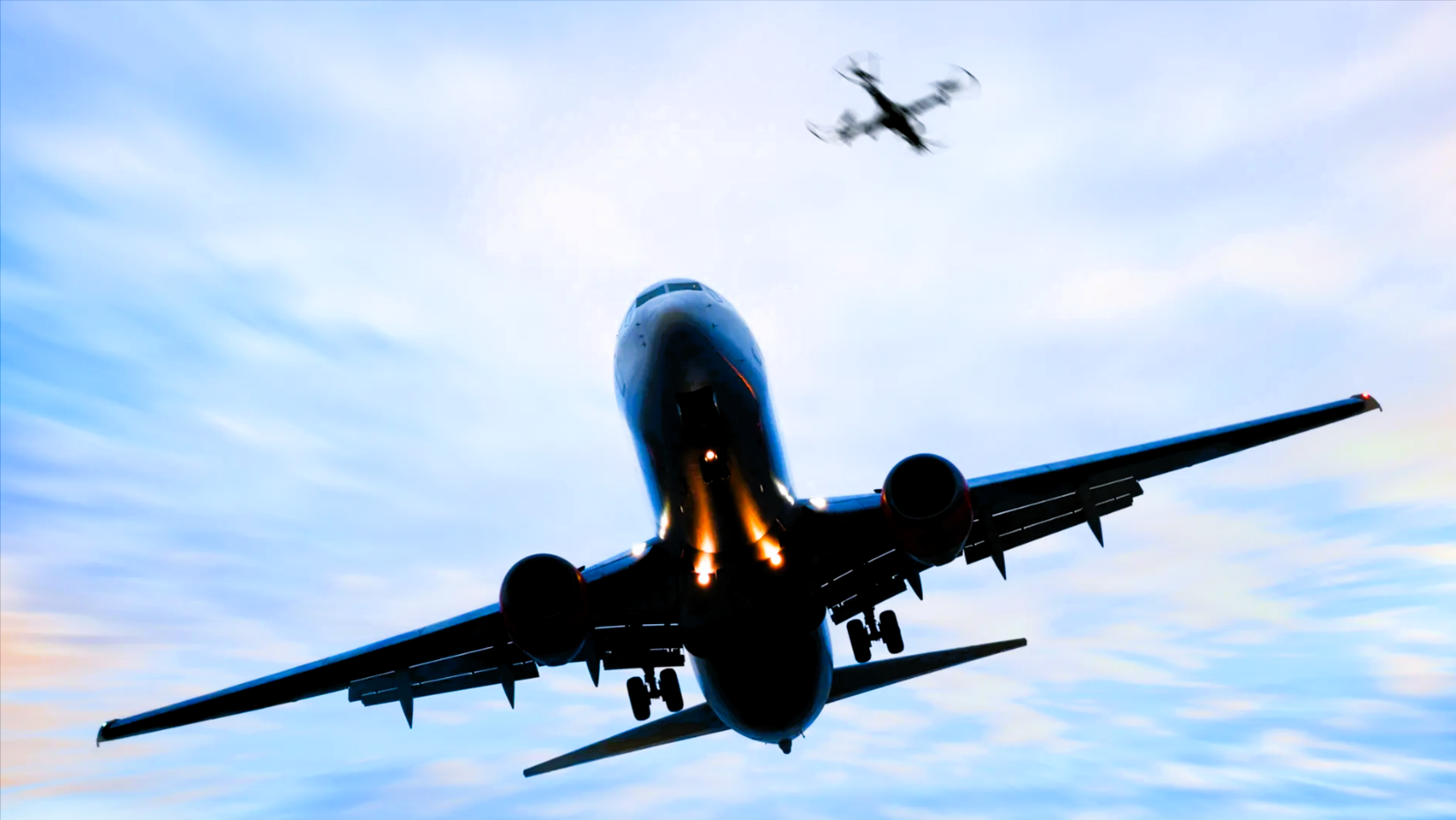 Alarm in der Luft! Airbus verliert mehrere Fenster - Zwischenfall auf Linienflug!