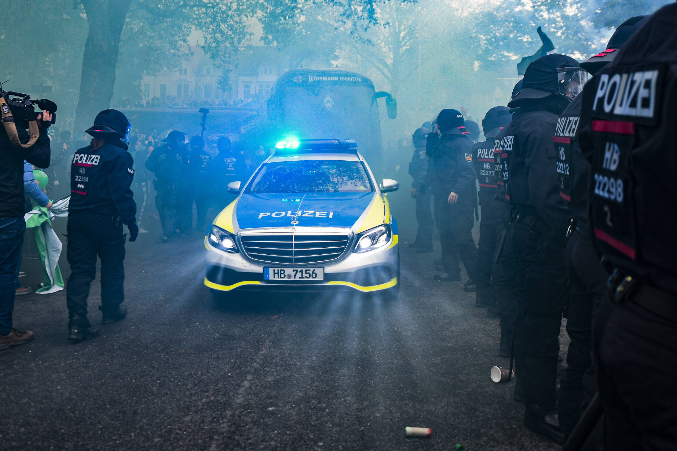 Deutsche Polizisten durch Linksextreme schwer bedroht, auch zu Hause! Bericht des Verfassungsschutzes ist besorgniserregend!